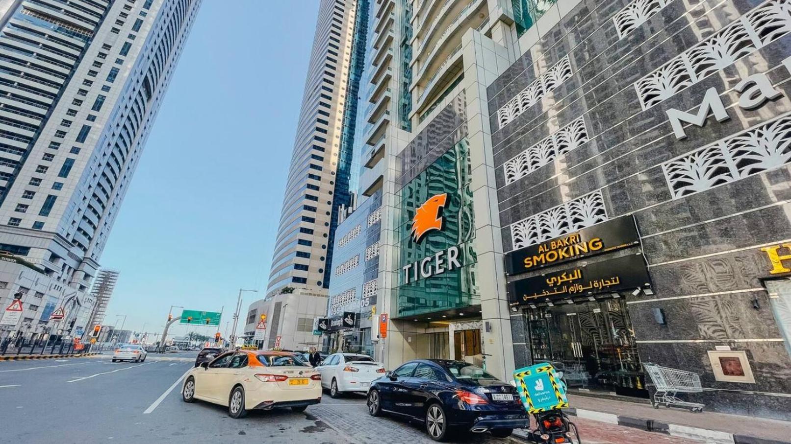 Pristine Apartment Sunrise View At 51St Dubai Exterior foto