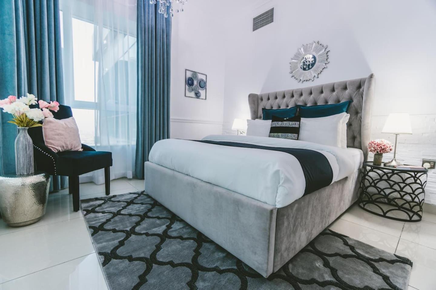 Pristine Apartment Sunrise View At 51St Dubai Exterior foto